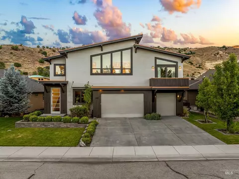 3390 E Parsnip Peak Dr, Boise, ID 83716