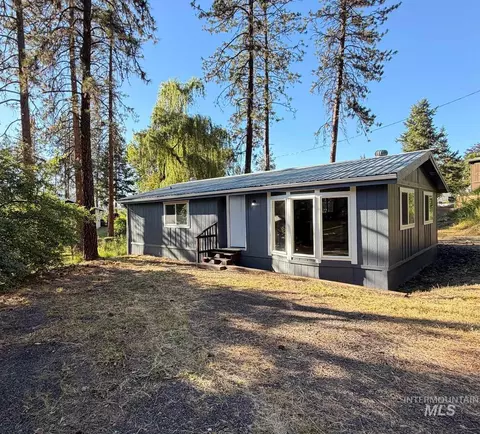 151 View Rd, Kamiah, ID 83536