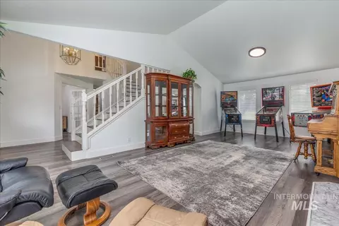 Other - 898 N Nicklaus Ln, Eagle, ID 83616 photo 2 of 10