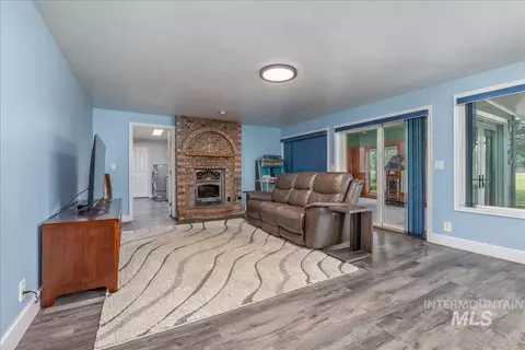 Other - 898 N Nicklaus Ln, Eagle, ID 83616 photo 7 of 10