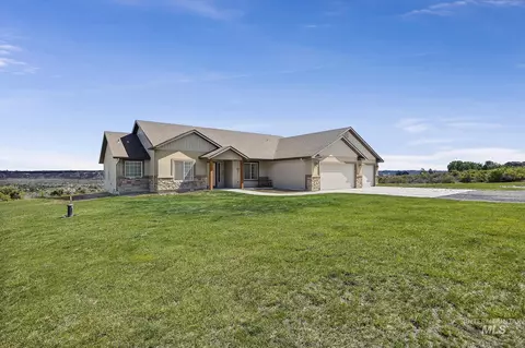 Exterior - 4531 N 1250 E, Buhl, ID 83316 photo 7 of 8