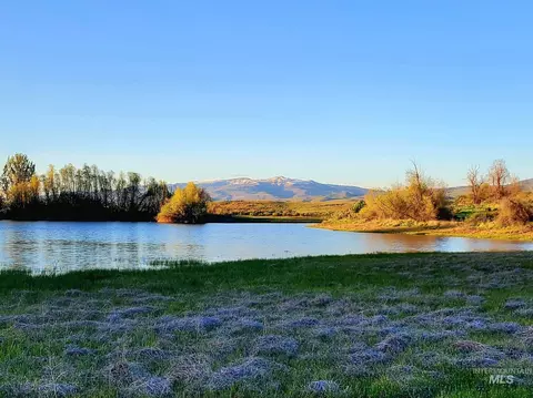 2216 Ben Ross, Indian Valley, ID 83632