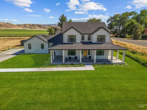 853 E 300 S, Declo, ID 83323