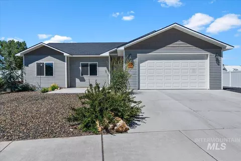 1200 Saddle Dr, Filer, ID 83328