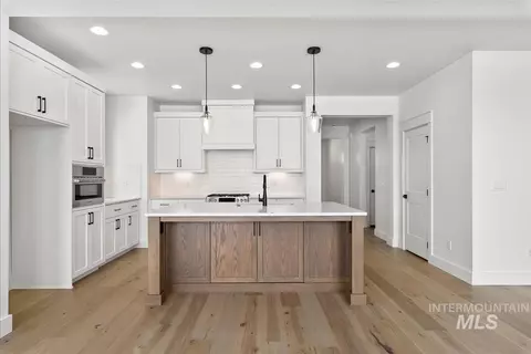 Kitchen - 7322 Powell Pl, Eagle, ID 83629 photo 2 of 5