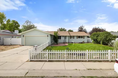 929 W Carlton Ave, Meridian, ID 83642
