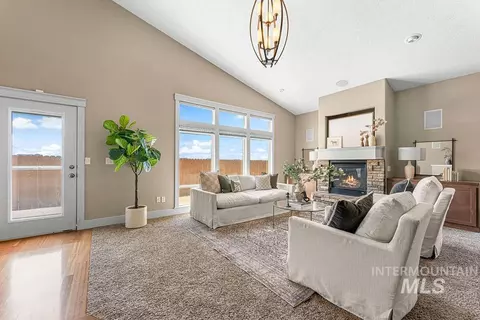 6063 S Acheron Ave, Boise, ID 83709
