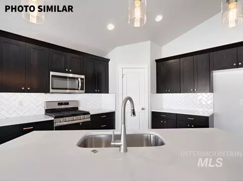 Kitchen - 1385 Solstice St, Weiser, ID 83672 photo 5 of 5