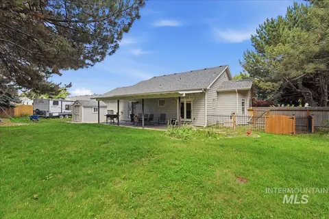 Exterior - 23157 Forest Hills Loop, Caldwell, ID 83607 photo 7 of 10