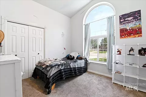 Bedroom - 23157 Forest Hills Loop, Caldwell, ID 83607 photo 3 of 4
