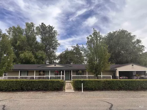 5711 W Elmer St, Boise, ID 83703