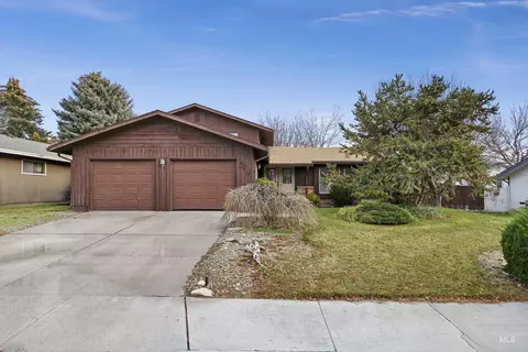786 Meadows Dr, Twin Falls, ID 83301