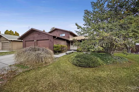 Exterior - 786 Meadows Dr, Twin Falls, ID 83301 photo 3 of 6