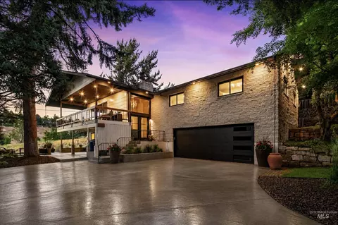 508 E Curling Dr, Boise, ID 83702