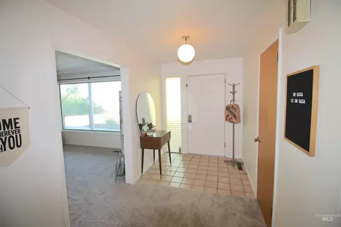 Entry Way - 16067 S 10th Ave, Caldwell, ID 83607 photo 1 of 2