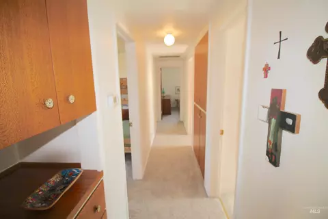 Entry Way - 16067 S 10th Ave, Caldwell, ID 83607 photo 2 of 2