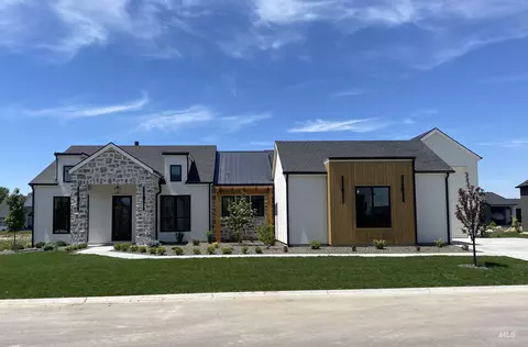 518 Century Ave, Middleton, ID 83644