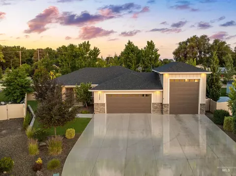 12045 Thames Ct, Nampa, ID 83651