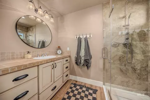 Bath - 1530 Ross Rd, Weiser, ID 83672 photo 5 of 5