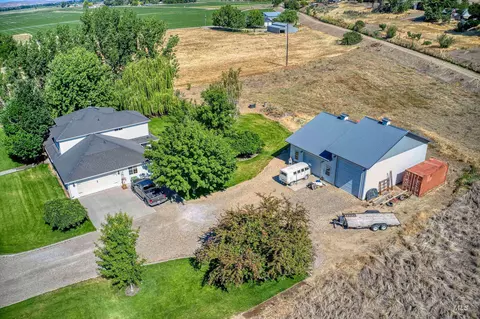 Exterior - 1530 Ross Rd, Weiser, ID 83672 photo 14 of 17