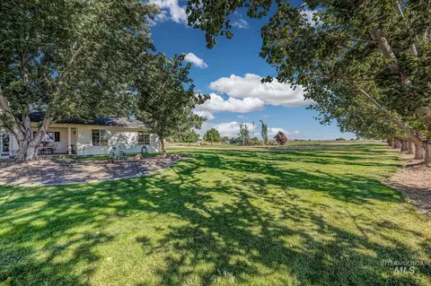 Exterior - 1530 Ross Rd, Weiser, ID 83672 photo 9 of 17
