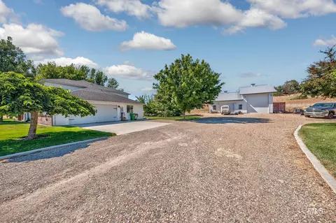 Exterior - 1530 Ross Rd, Weiser, ID 83672 photo 15 of 17