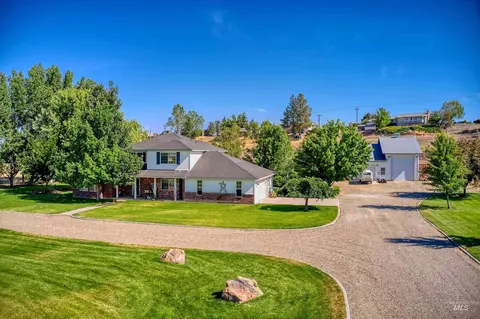 Exterior - 1530 Ross Rd, Weiser, ID 83672 photo 13 of 17