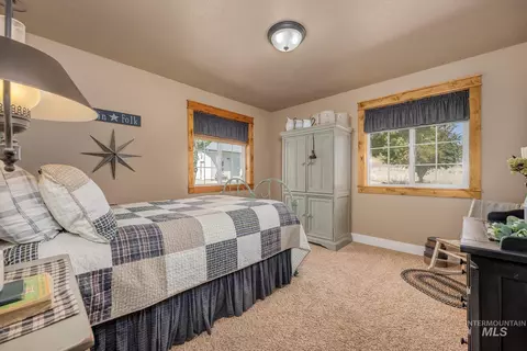 Bedroom - 1530 Ross Rd, Weiser, ID 83672 photo 1 of 3