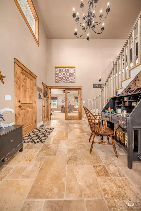 Entry Way - 1530 Ross Rd, Weiser, ID 83672 photo 2 of 4