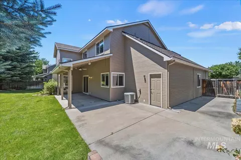 Exterior - 377 E Kite Dr, Eagle, ID 83616 photo 7 of 7