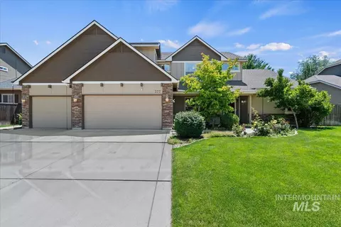 Exterior - 377 E Kite Dr, Eagle, ID 83616 photo 2 of 7