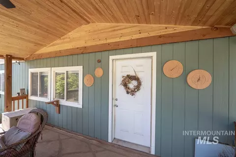 Exterior - 603 4th St, Juliaetta, ID 83535 photo 5 of 8