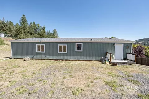 Exterior - 603 4th St, Juliaetta, ID 83535 photo 7 of 8