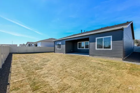 Exterior - 5420 Juliet Rose Ave, Caldwell, ID 83607 photo 2 of 4