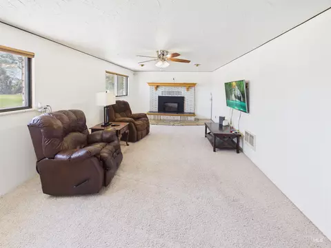 Living - 2203 S 2350 E, Malta, ID 83342 photo 2 of 2