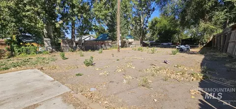 250 E Orch, Hagerman, ID 83332 photo 4