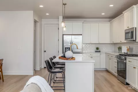 Kitchen - 281 S City Lights Ln, Eagle, ID 83616 photo 1 of 5