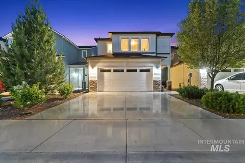 2121 S Hills Ave, Meridian, ID 83642