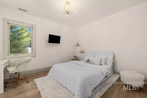 Bedroom - 7002 W Avignon Ln, Eagle, ID 83616 photo 6 of 7