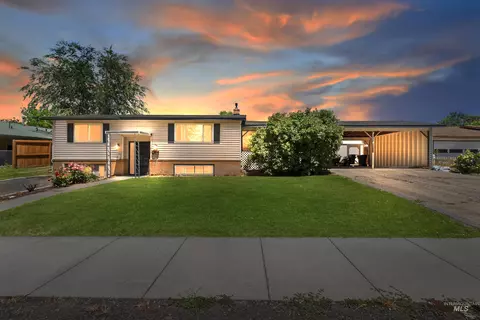 630 E Court St, Weiser, ID 83672