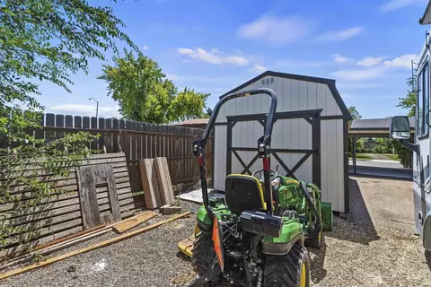 Exterior - 630 E Court St, Weiser, ID 83672 photo 15 of 18