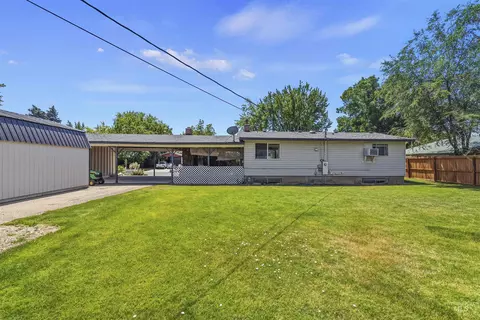 Exterior - 630 E Court St, Weiser, ID 83672 photo 11 of 18