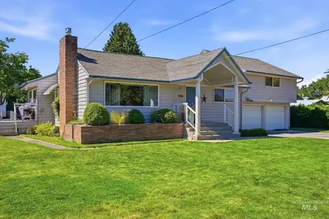 708 Park Ave, Lewiston, ID 83501