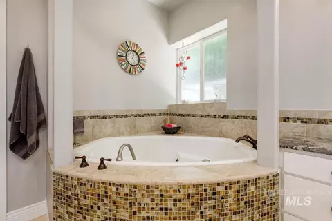 Bath - 12583 W Deep Canyon Dr, Star, ID 83669 photo 5 of 6