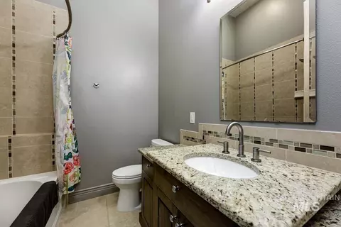 Bath - 12583 W Deep Canyon Dr, Star, ID 83669 photo 1 of 6