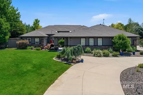 12583 W Deep Canyon Dr, Star, ID 83669