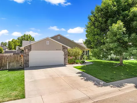 6419 E Crestley, Nampa, ID 83687