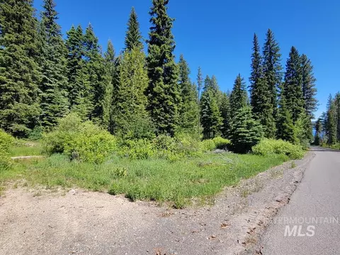 671 W Mountain Rd, Cascade, ID 83611 photo 3