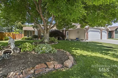 9836 W Alliance Dr, Boise, ID 83704