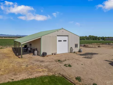Exterior - 25614 Ember Rd, Middleton, ID 83644 photo 13 of 15